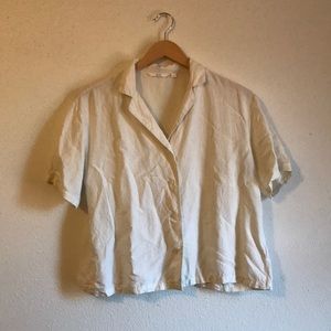 Uniqlo Linen Blend Off White Short-Sleeve Button Down Shirt in Size Large